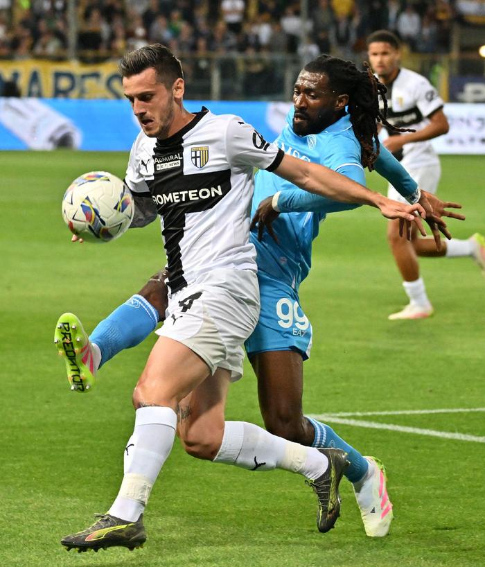 帕尔马客场战平克罗托内，积分难获的简单介绍