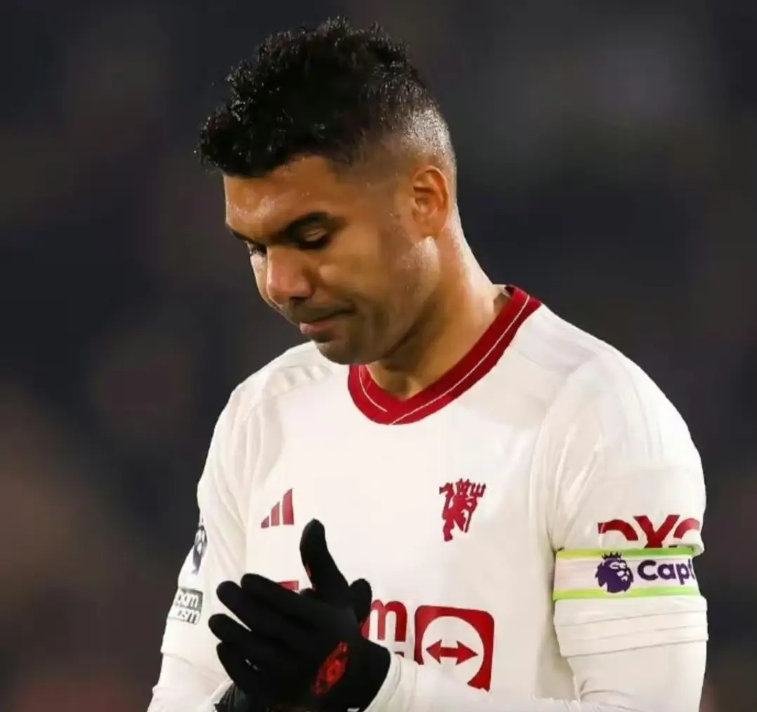 包含水晶宫遭遇惨败，赛季前景堪忧的词条