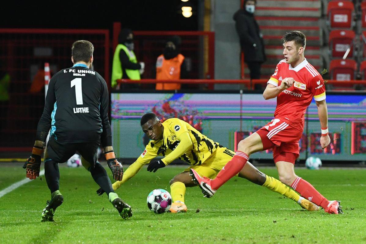 柏林联队主场平局，继续保持不败纪录的简单介绍