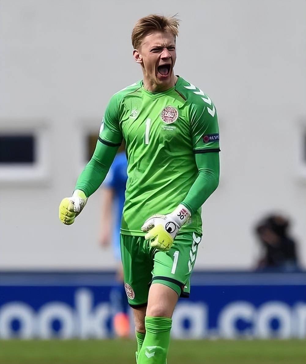 爱游戏-夏季转会窗口开启，球员流动性加大的简单介绍