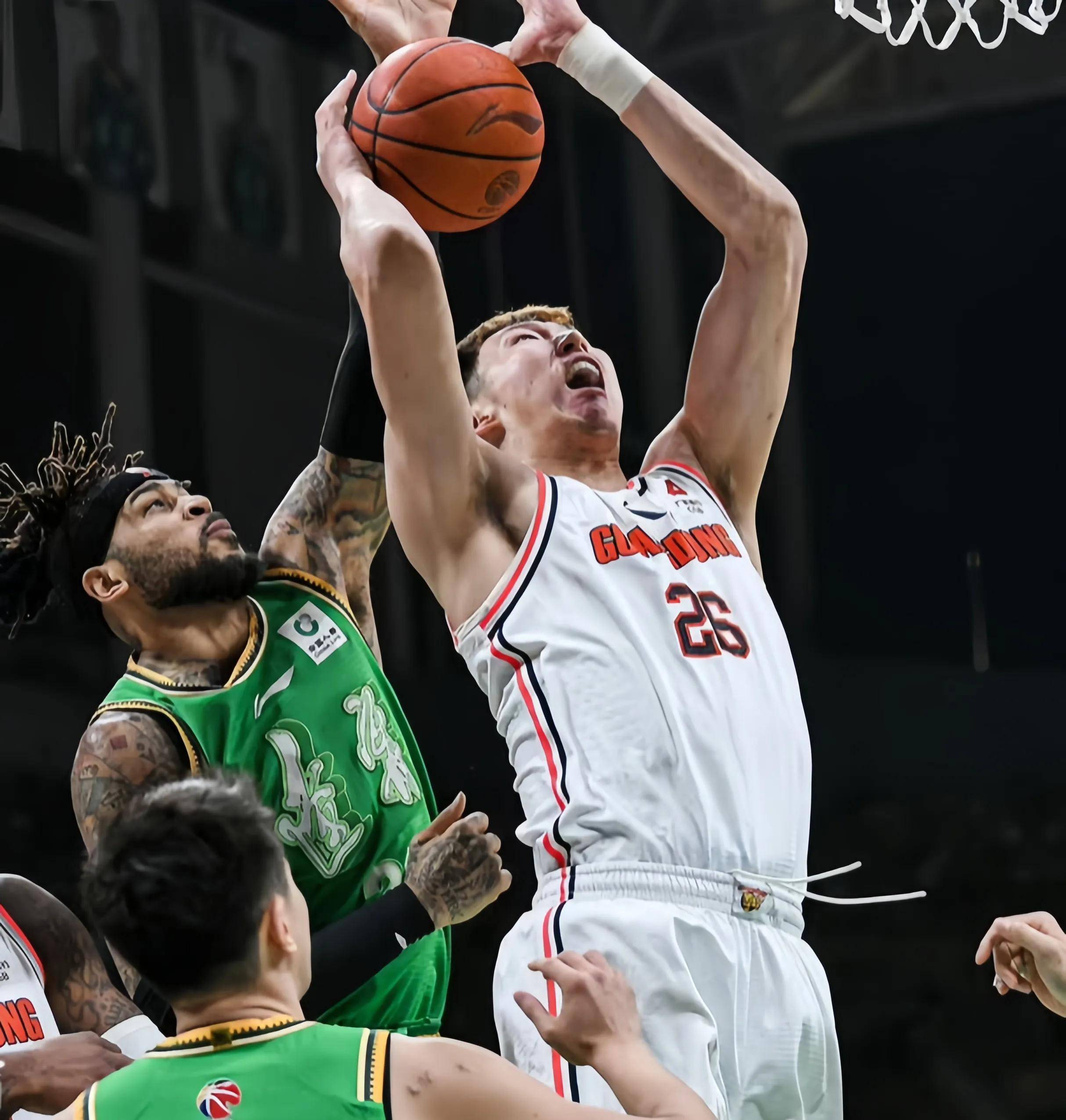 爱游戏官网-篮球职业联赛近期赛况引发热议