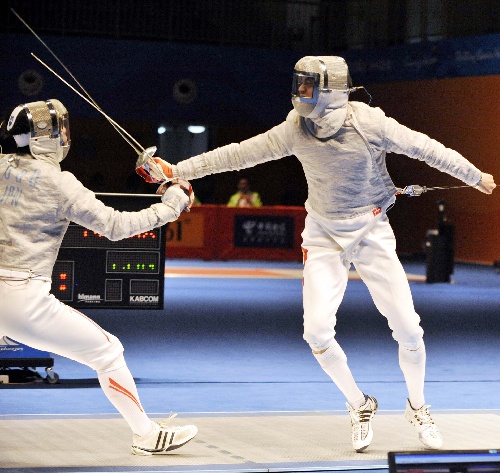 爱游戏-新西兰击剑队激战获胜，晋级四强