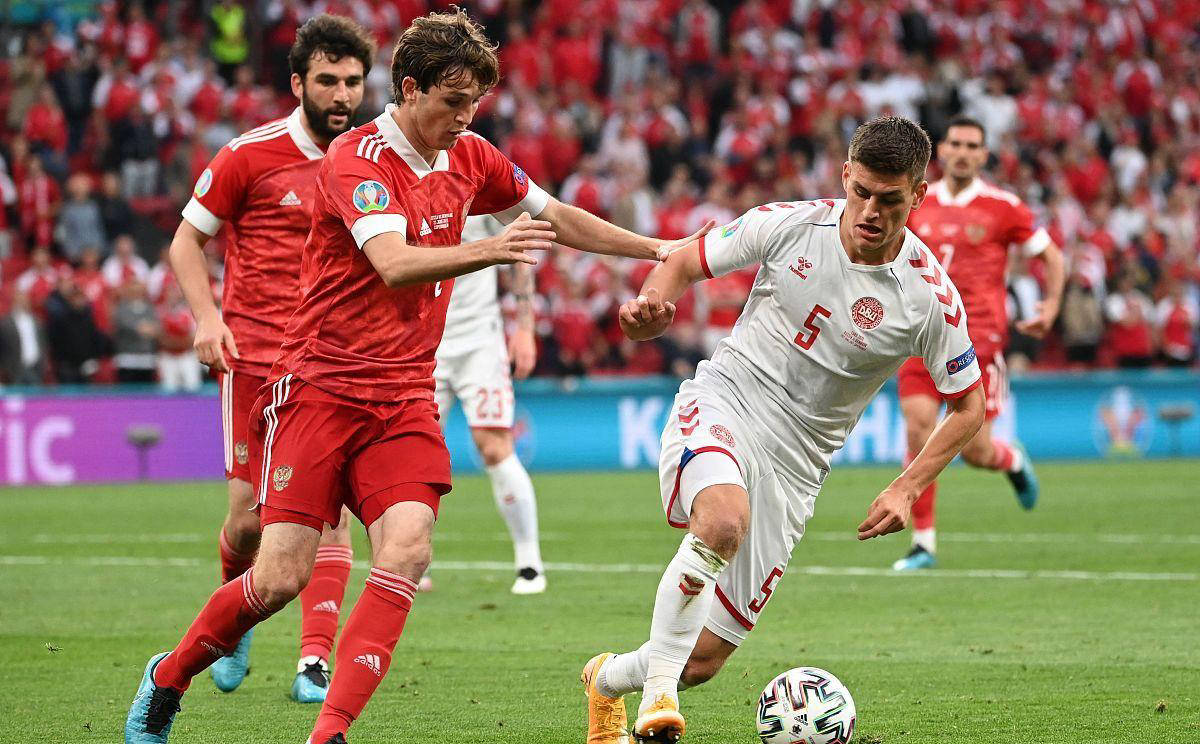 爱游戏中国官网-丹麦队客场战平奥地利，晋级压力增大