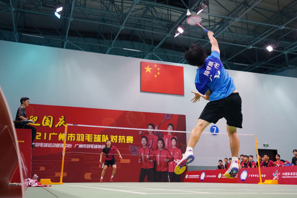 各国国家队在国际舞台上展现实力与拼搏精神的简单介绍