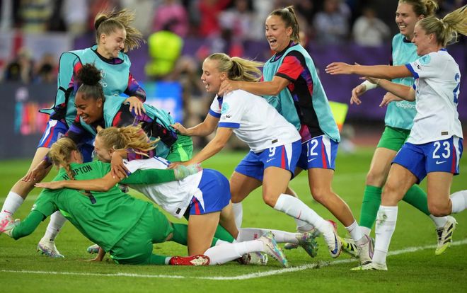 英格兰点球大战胜出，挺进四强