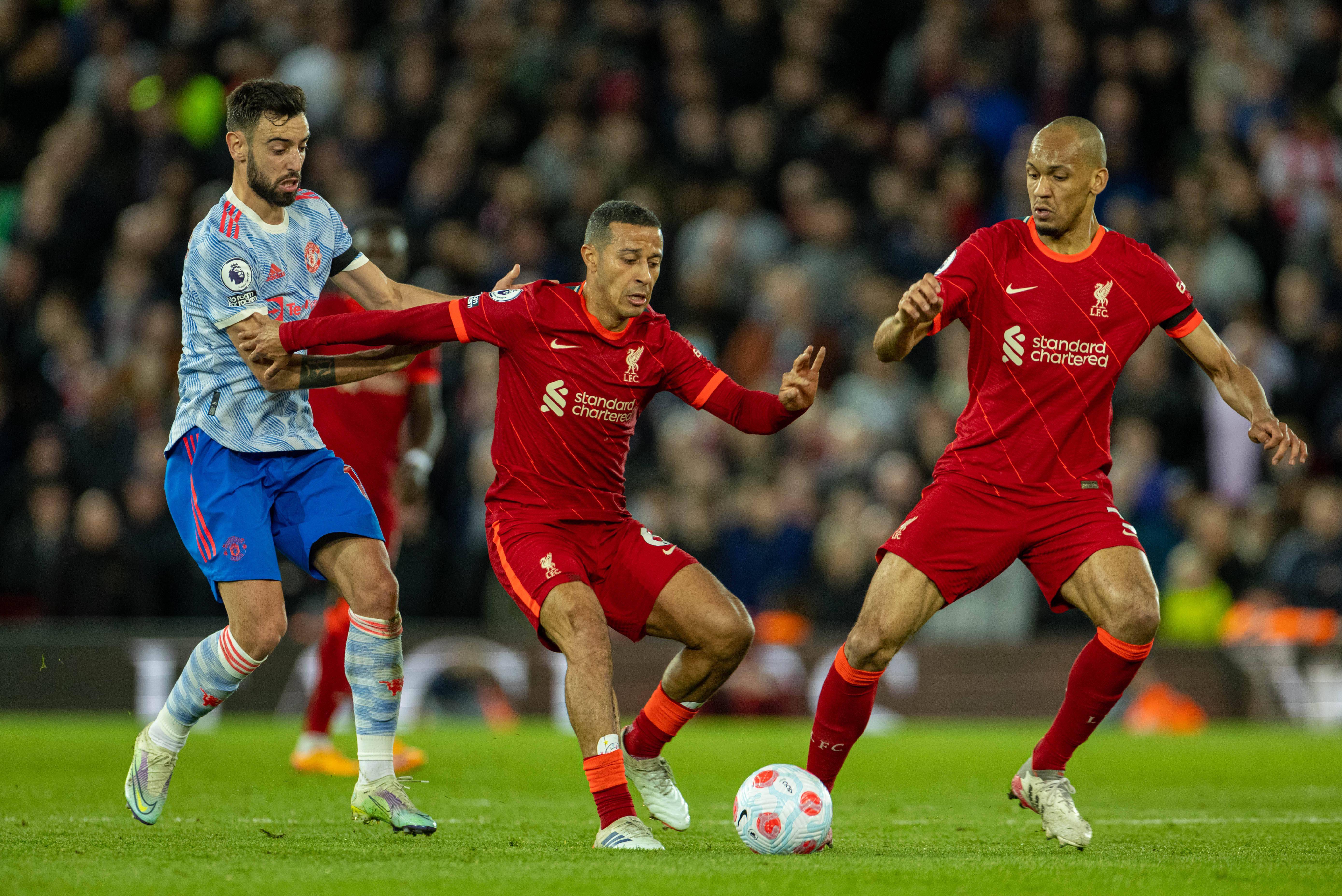 爱游戏官网入口-利物浦主场胜曼城，马内破门成最大赢家