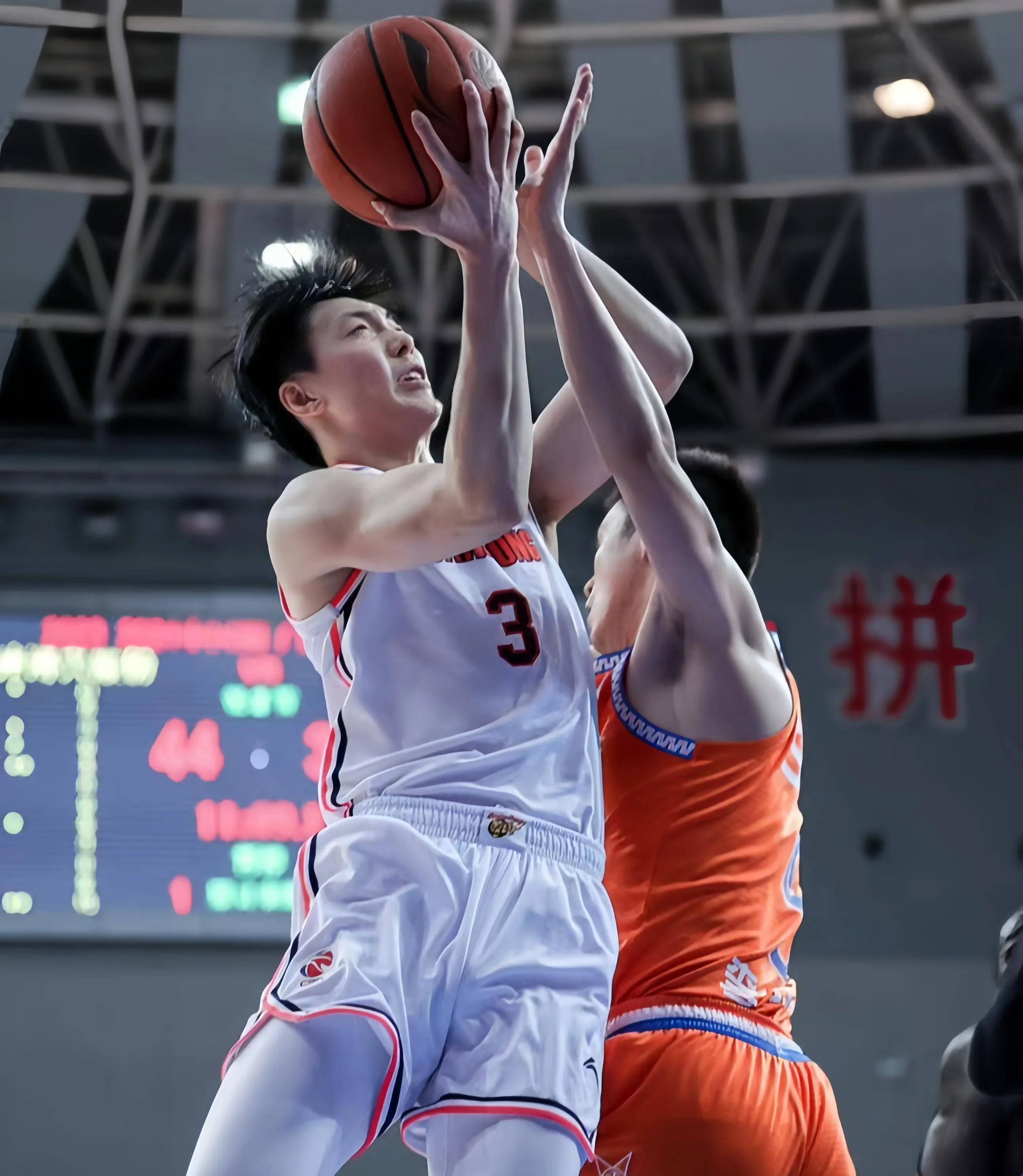 爱游戏官网网页版入口-上海男篮强势登顶，意气风发佳绩的简单介绍