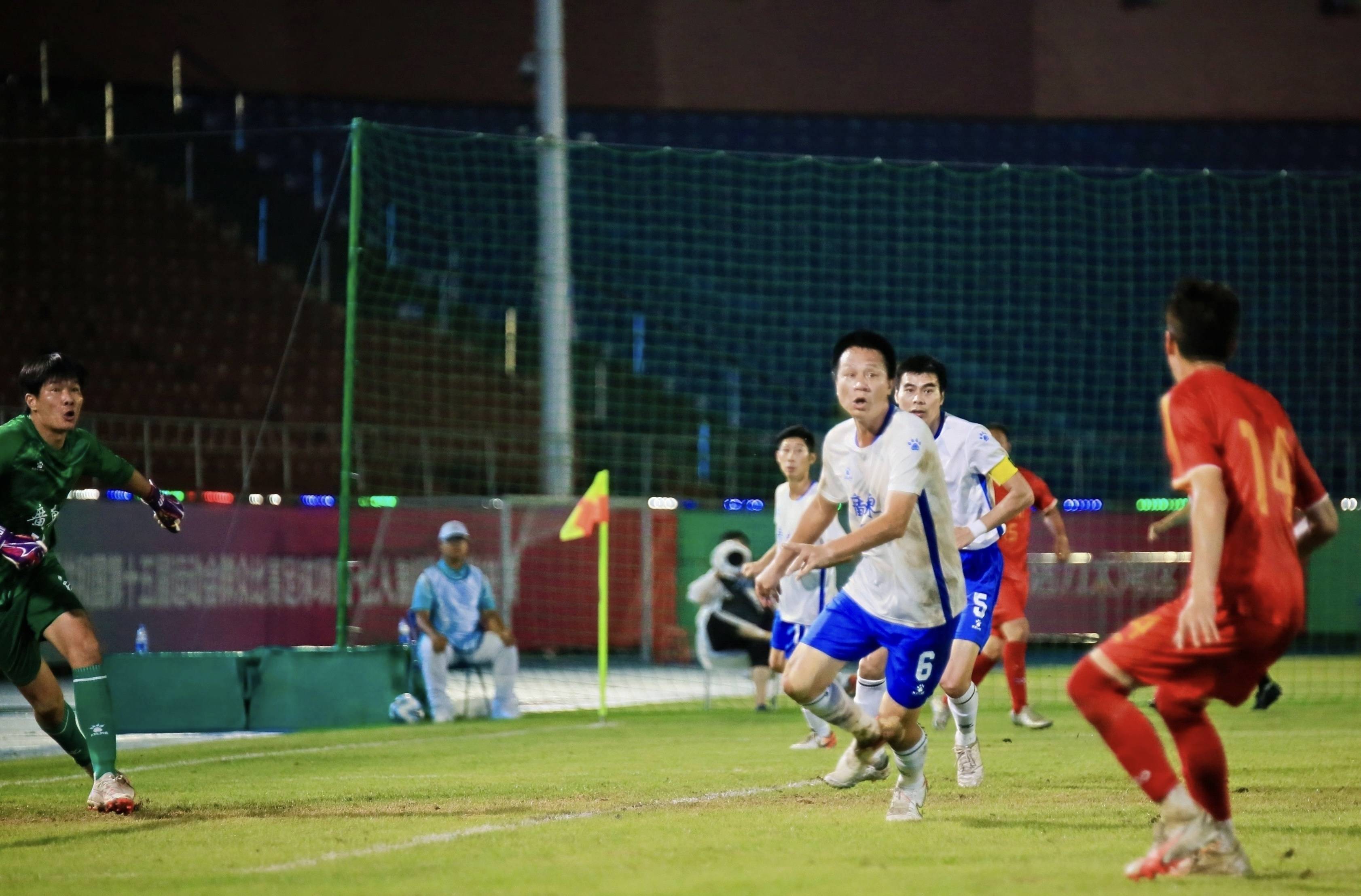 爱游戏入口-广东男篮横扫四川队，晋级决赛