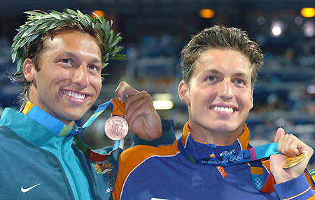 荷兰游泳选手突破个人最好成绩，与冠军擦肩而过