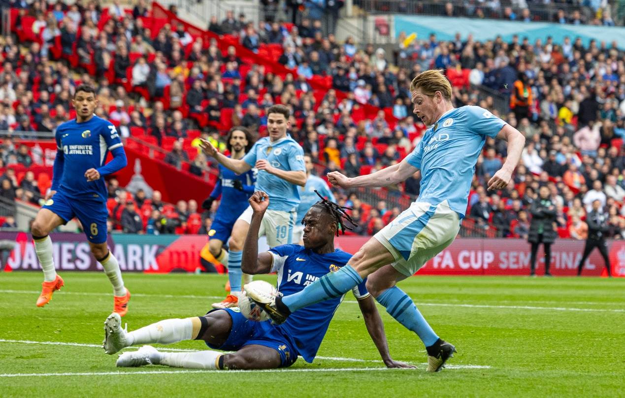 -包含莱切斯特城客场负曼城，欧战席位渐行渐远！的词条