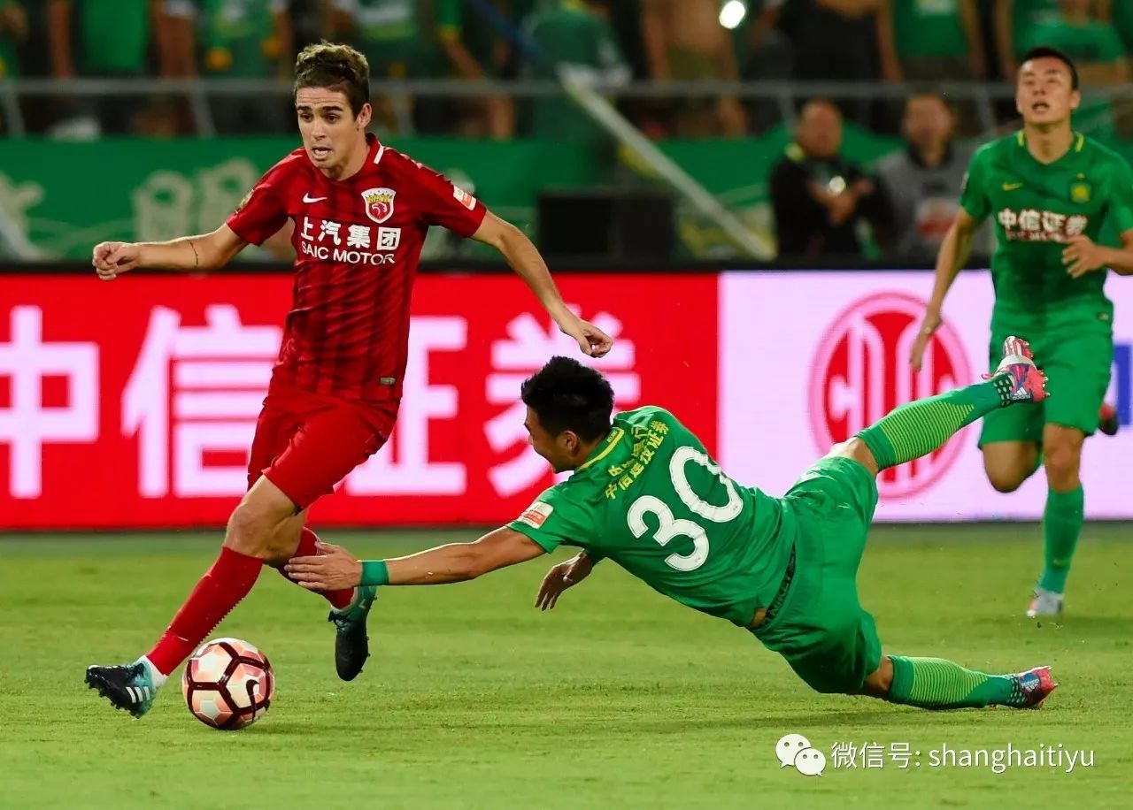 上港客场大胜绿城，积分榜逆袭的简单介绍